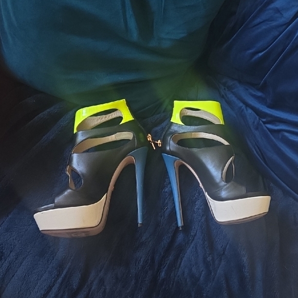 Ruthie Davis Black and Yellow Heels with Striking Design